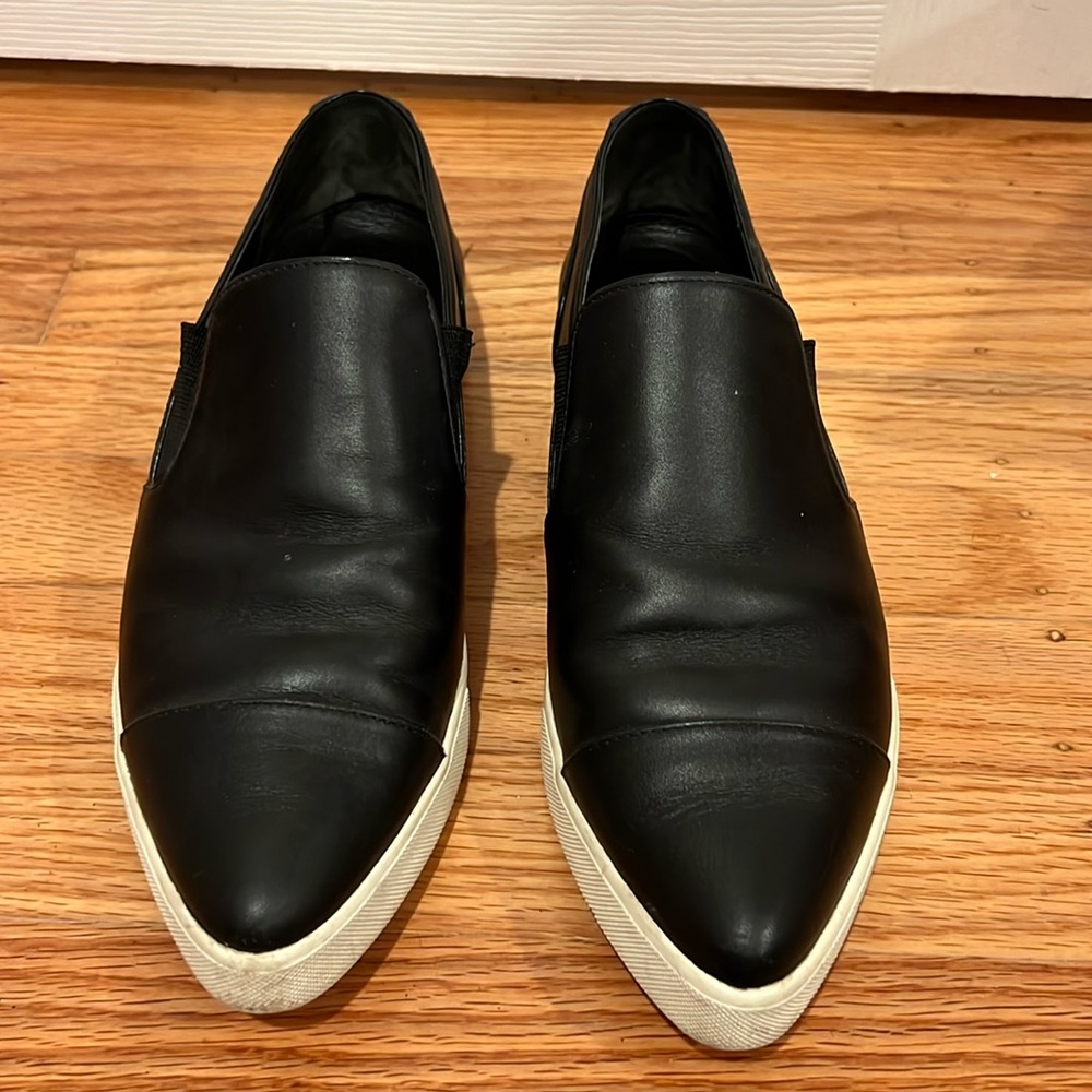 Vince pointed toe slip-ons 38